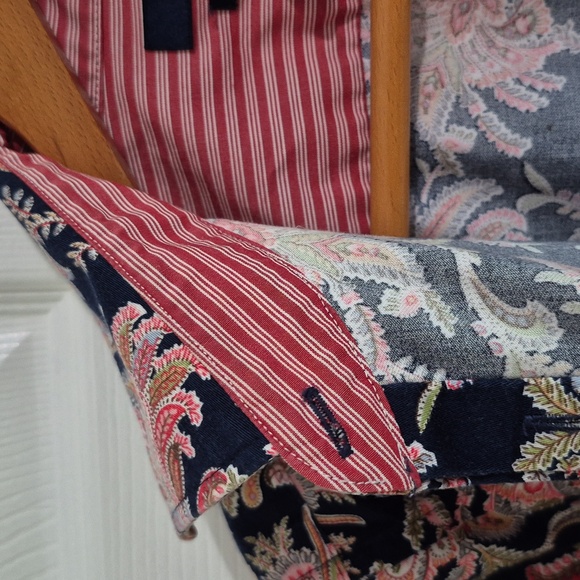 CHAPS shirt, floral, navy background, 100% Cotton, western, Med Petite - Picture 3 of 14